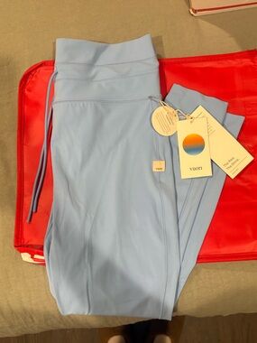Vuori Daily Form Leggings in Spring